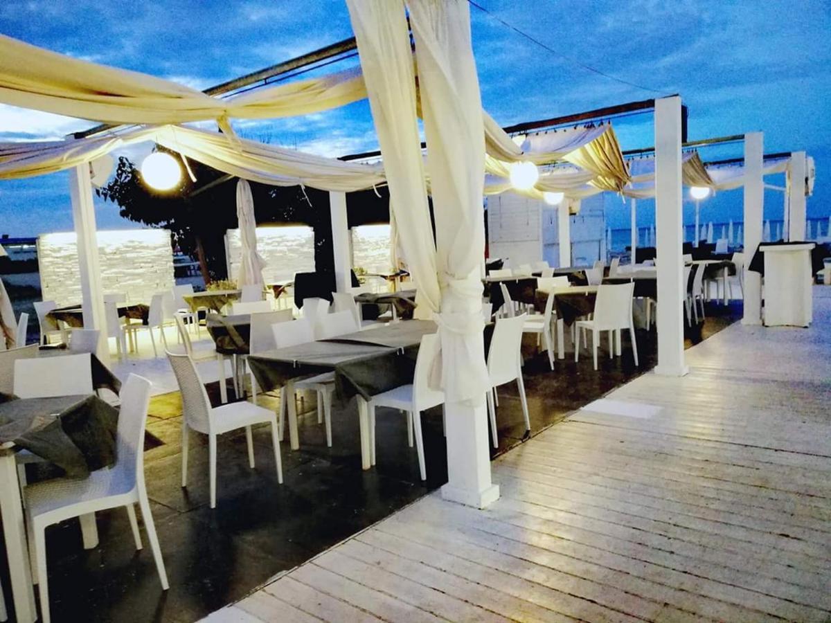 Hotel Ristorante Il Gambero Porto Sant'Elpidio Exterior photo